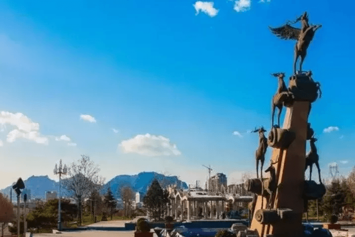 Appreciation of ShiJiaZhuang Mountain Body Lighting